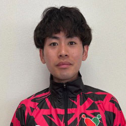 小林駿介