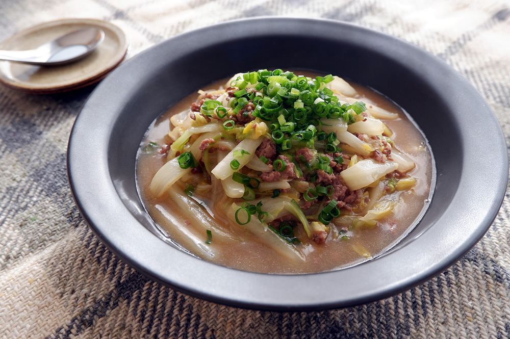 白菜とひき肉の生姜煮